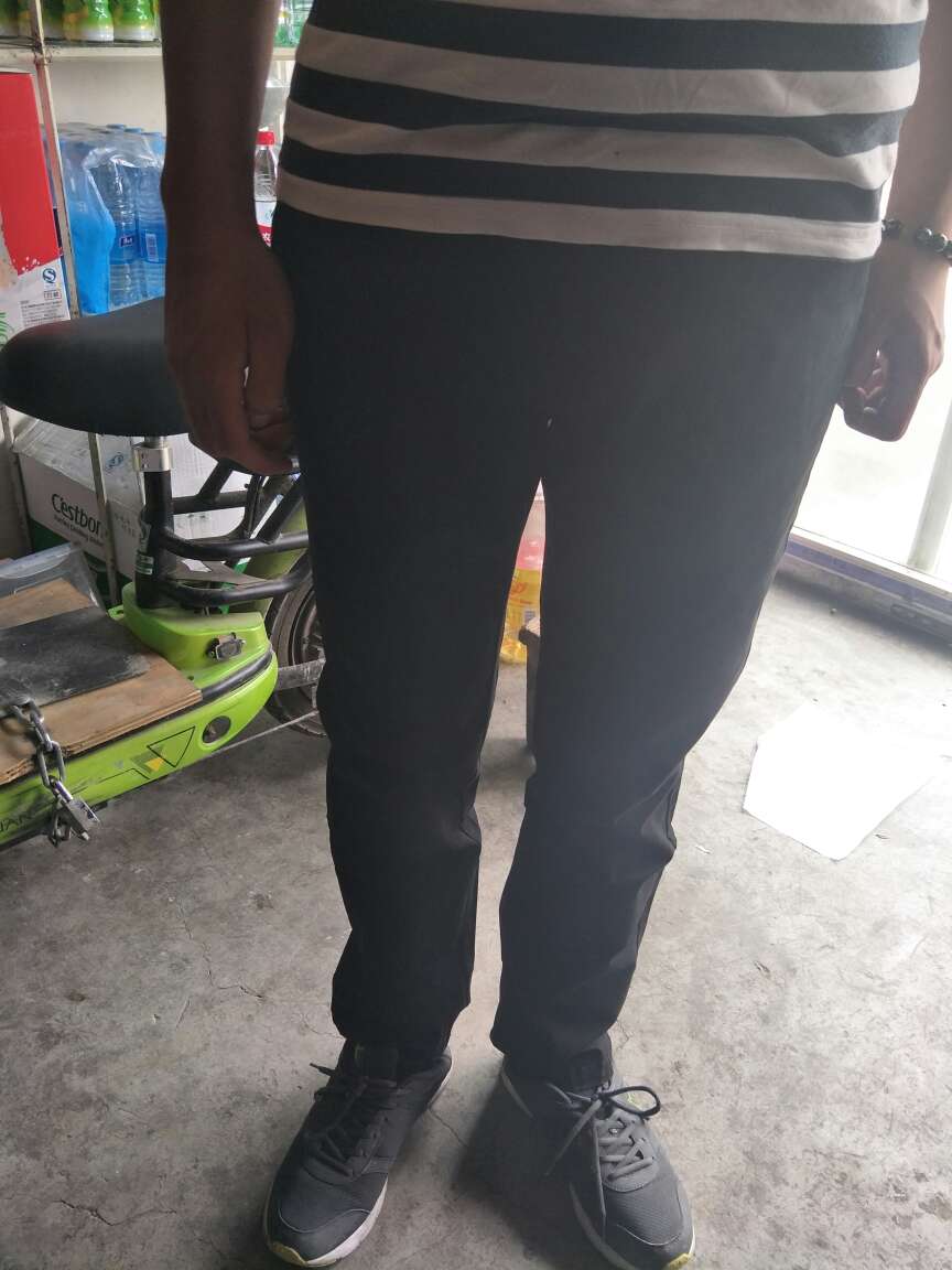 试穿了感觉还行 等穿几天在追评吧