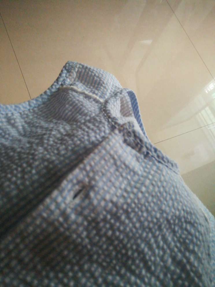 衣服质量一般,小孩穿着舒服,布料会起球球?