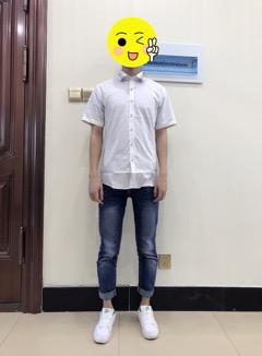 也不是第一次来你家买东西了,果然没让我失望 做工什么的我就不多说了 舒适透气,款式很时尚 下次还来哦