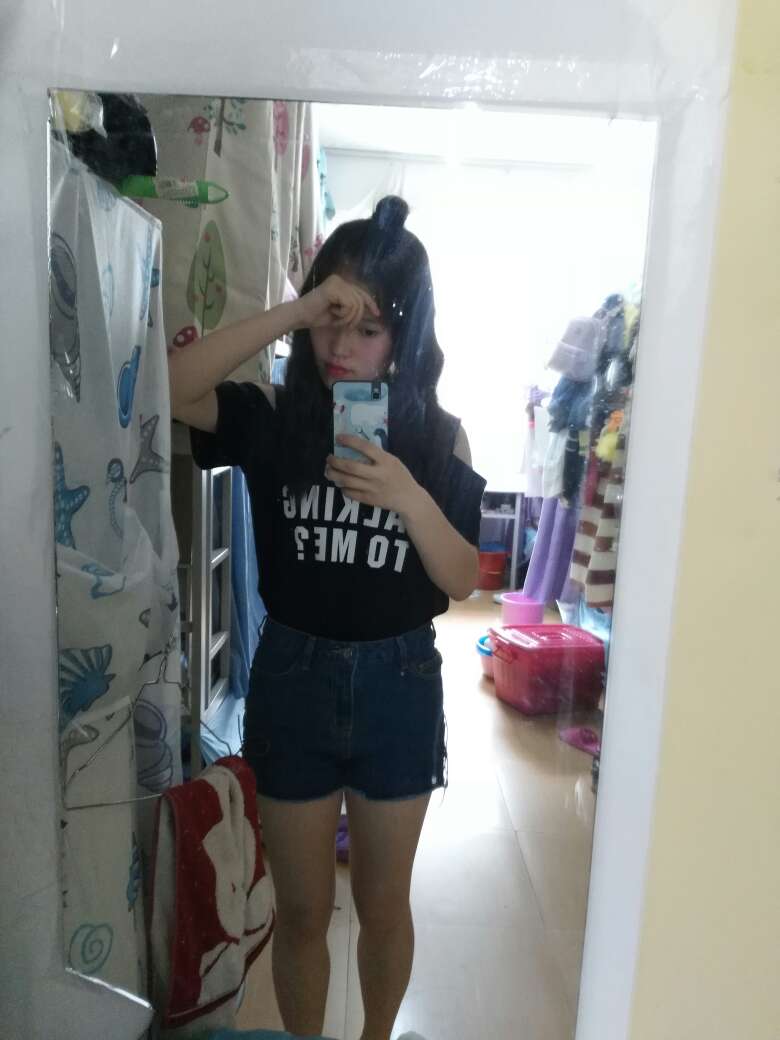 165 99斤 s刚刚好 超级喜欢这个绑带 料子也比较舒服 很喜欢它家的衣服最近买了好多好多