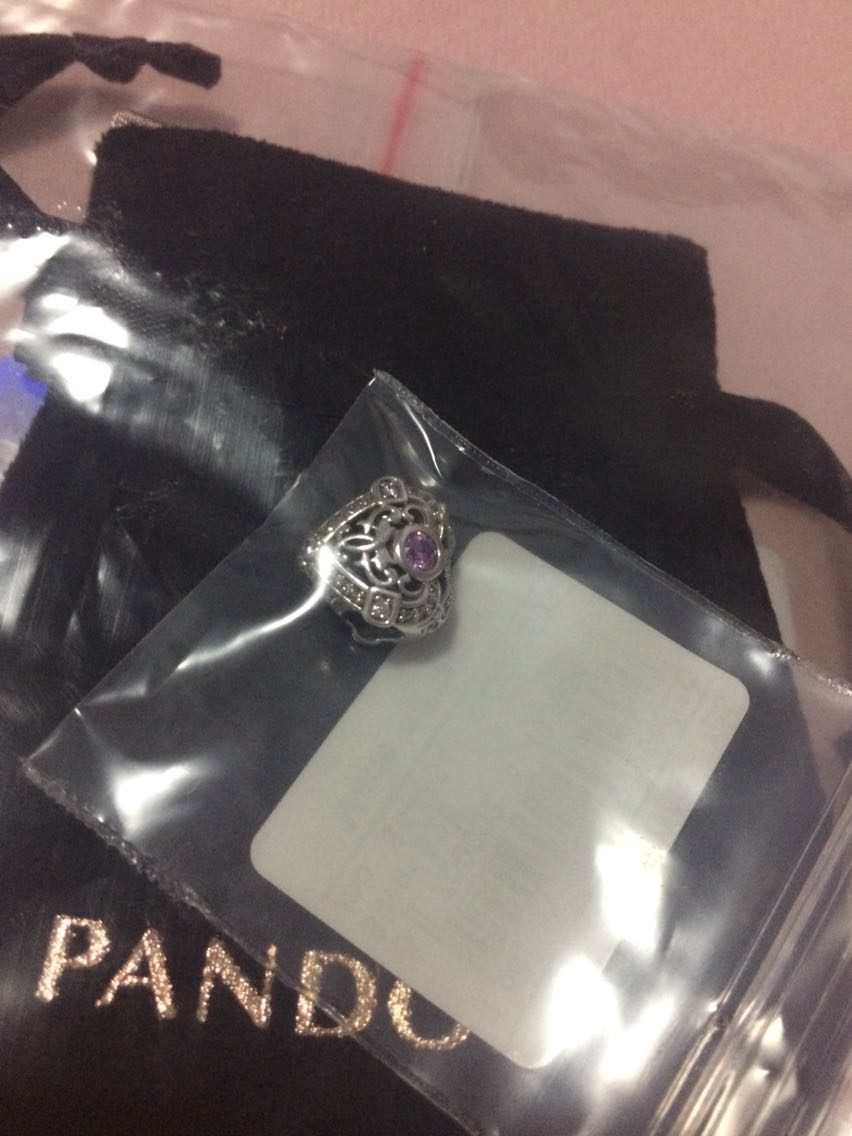 这两个好漂亮,推荐推荐,618活动入的手,喜欢潘多拉,谢谢!棒棒哒?