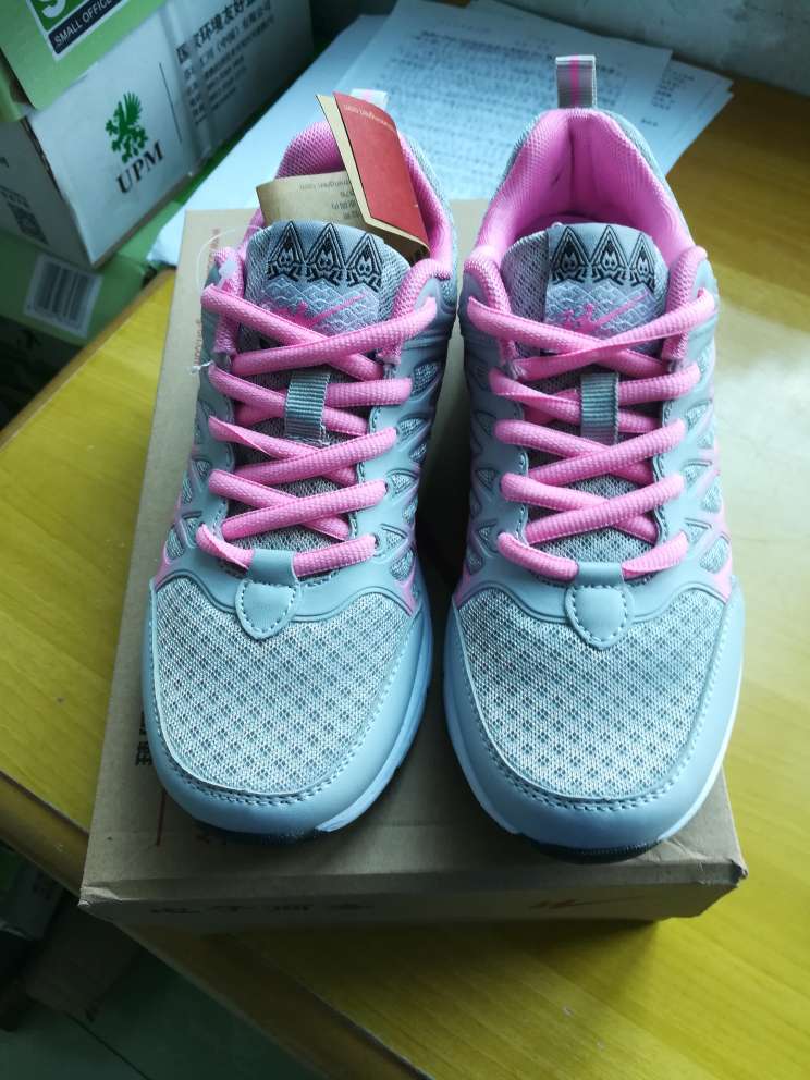 质量做工都不错,相信大品牌。