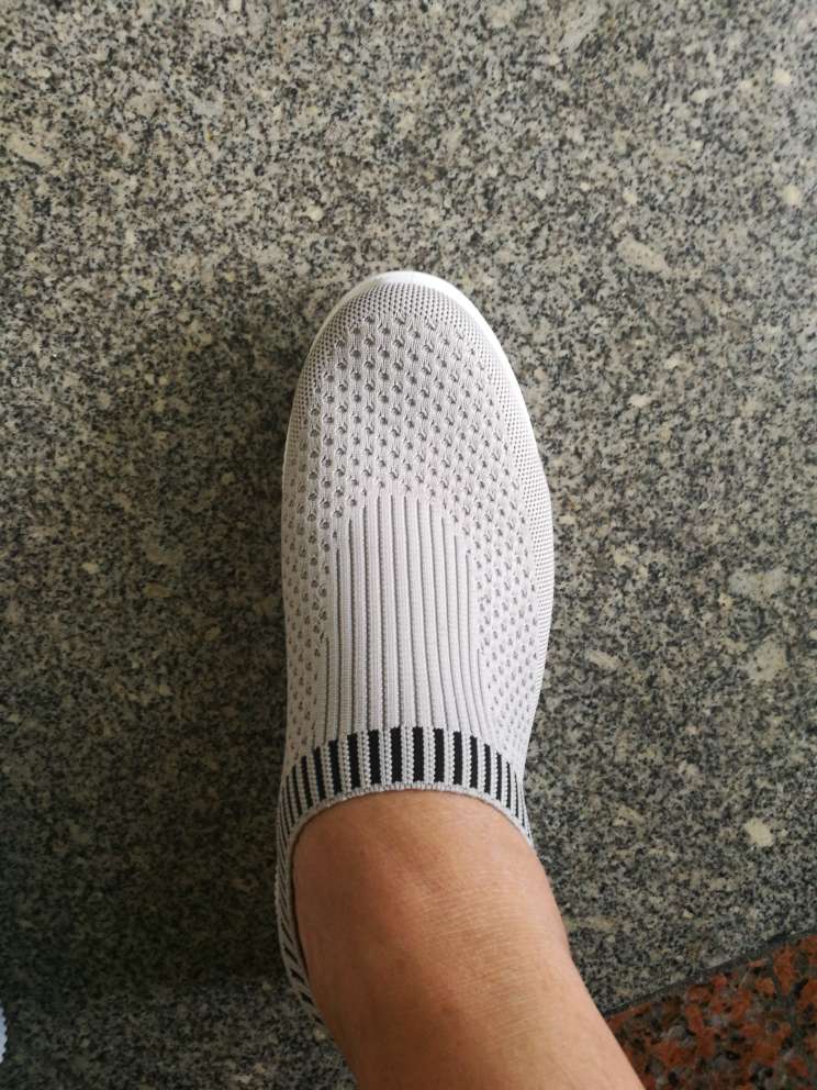 穿起来还是蛮好看的。给个赞