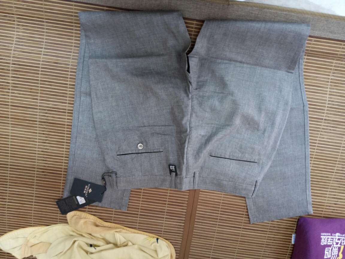 不错不错的样子,码数挺正的,看穿看有没有舒服一点吧,大牌子的裤子应该有保障吧
