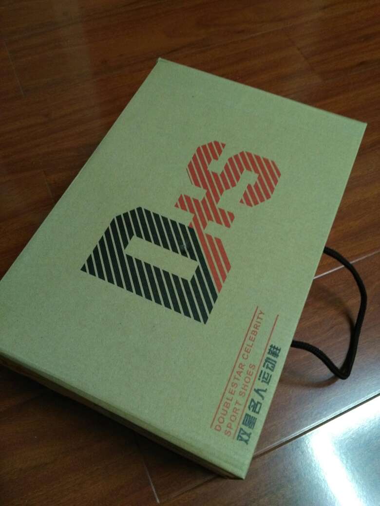 包装挺好,做工也行,是双星的,给孩子买的,挺好的。