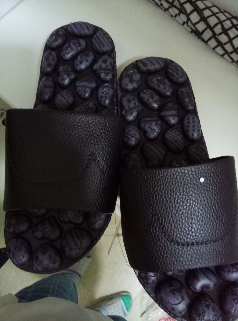 穿起来不软,价格高了,推荐买日式那种,性价比很高