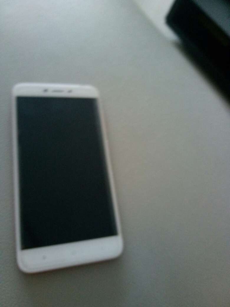 支持,送货快,服务好,手机好看,大爱