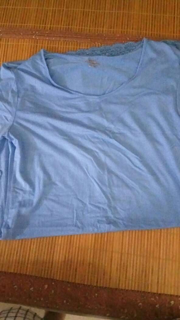 质量不错,布料柔软,穿着舒服