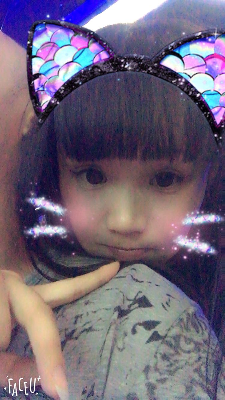 超级棒的哟,第一次带,没有异物感,眼睛大大的哟?