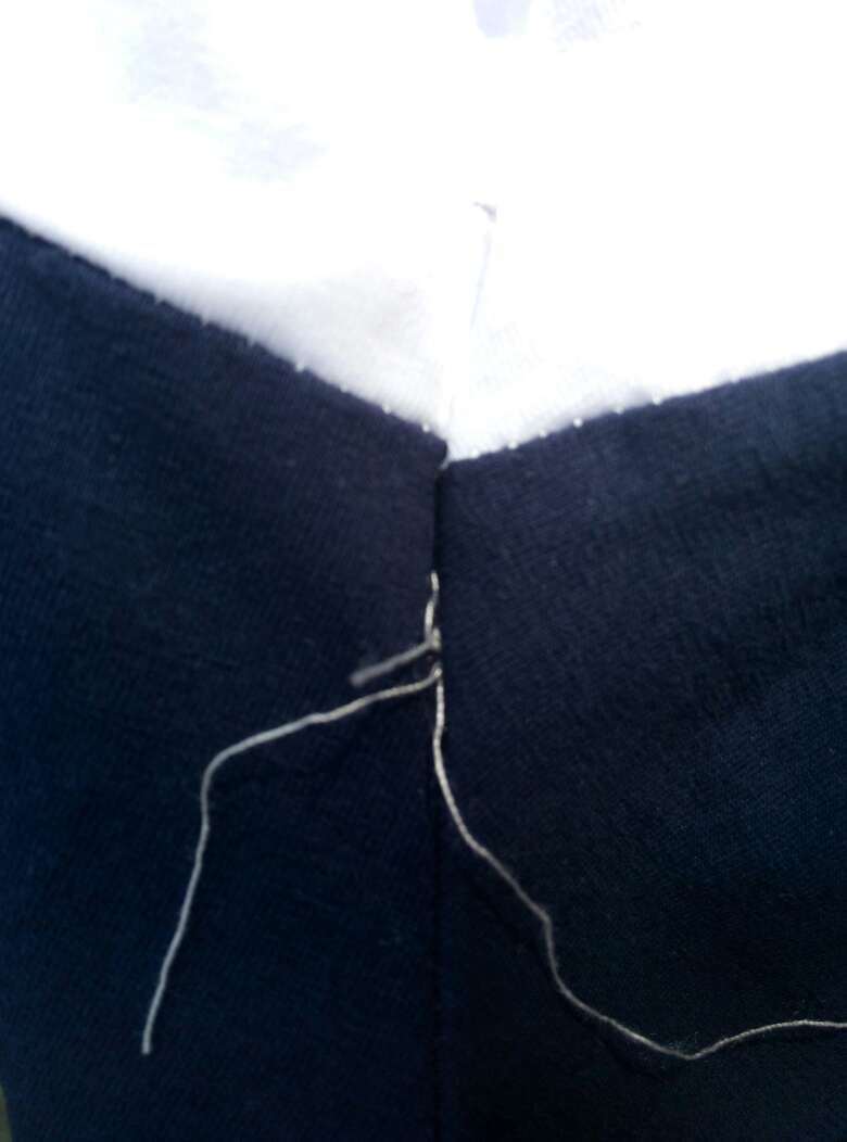 一般般吧 衣服上有个洞 还有线头