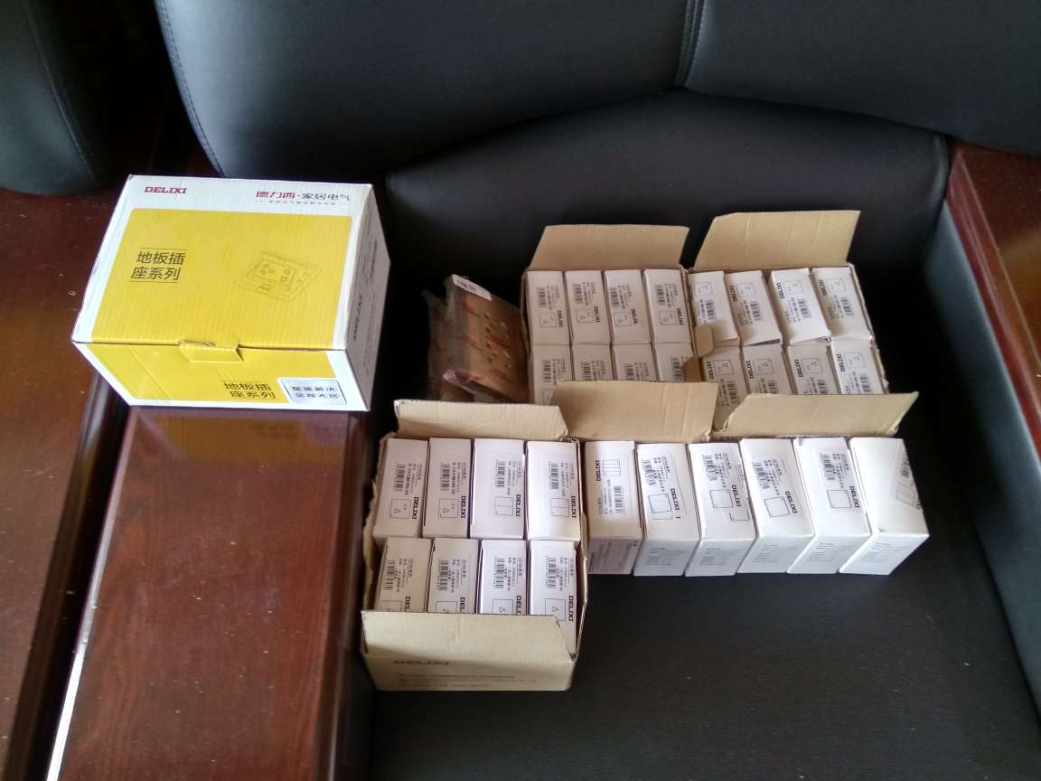 囤货的,还得一个月才能装上,到时候看质量,据说没有金属框架,有点不是太美气。。