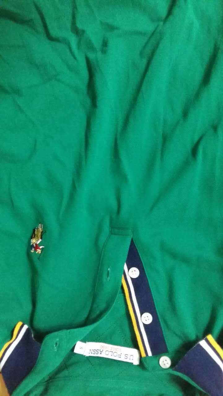 第一次买这家的,尺寸蛮准的。这件要皮肤白的人才衬得起来。