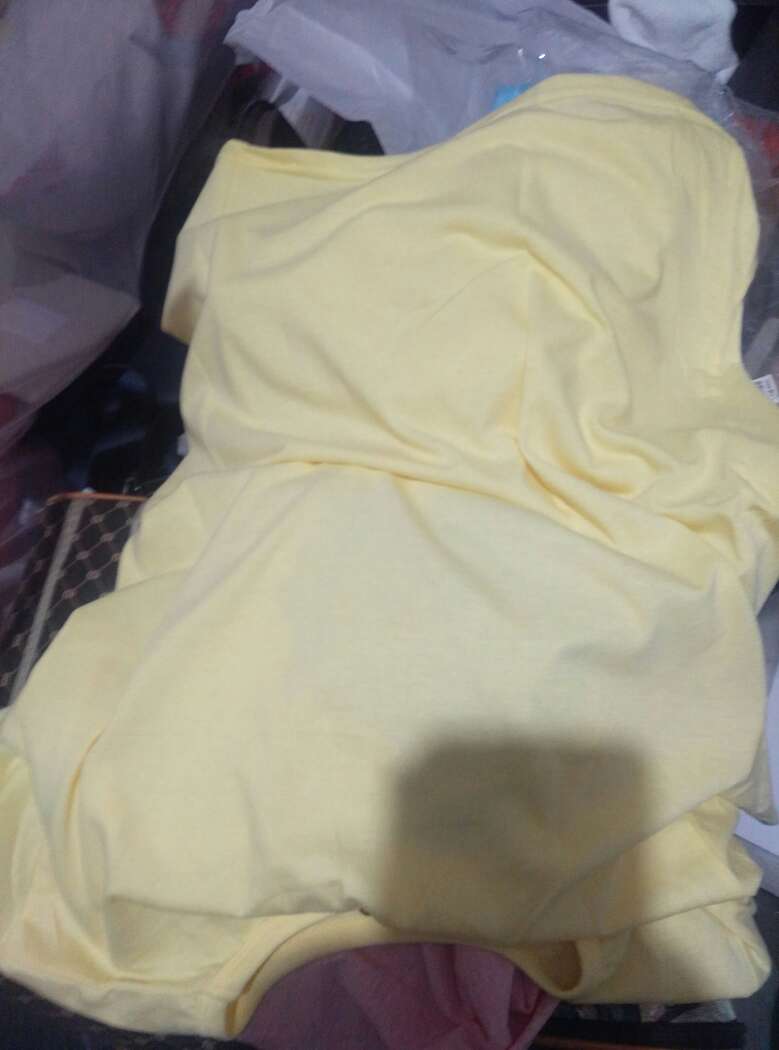 衣服质量不错,做工很好,没有线头,下次再来