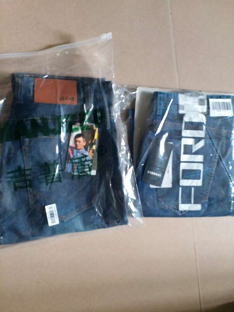 看起来可以,还没穿,质量穿后再评论