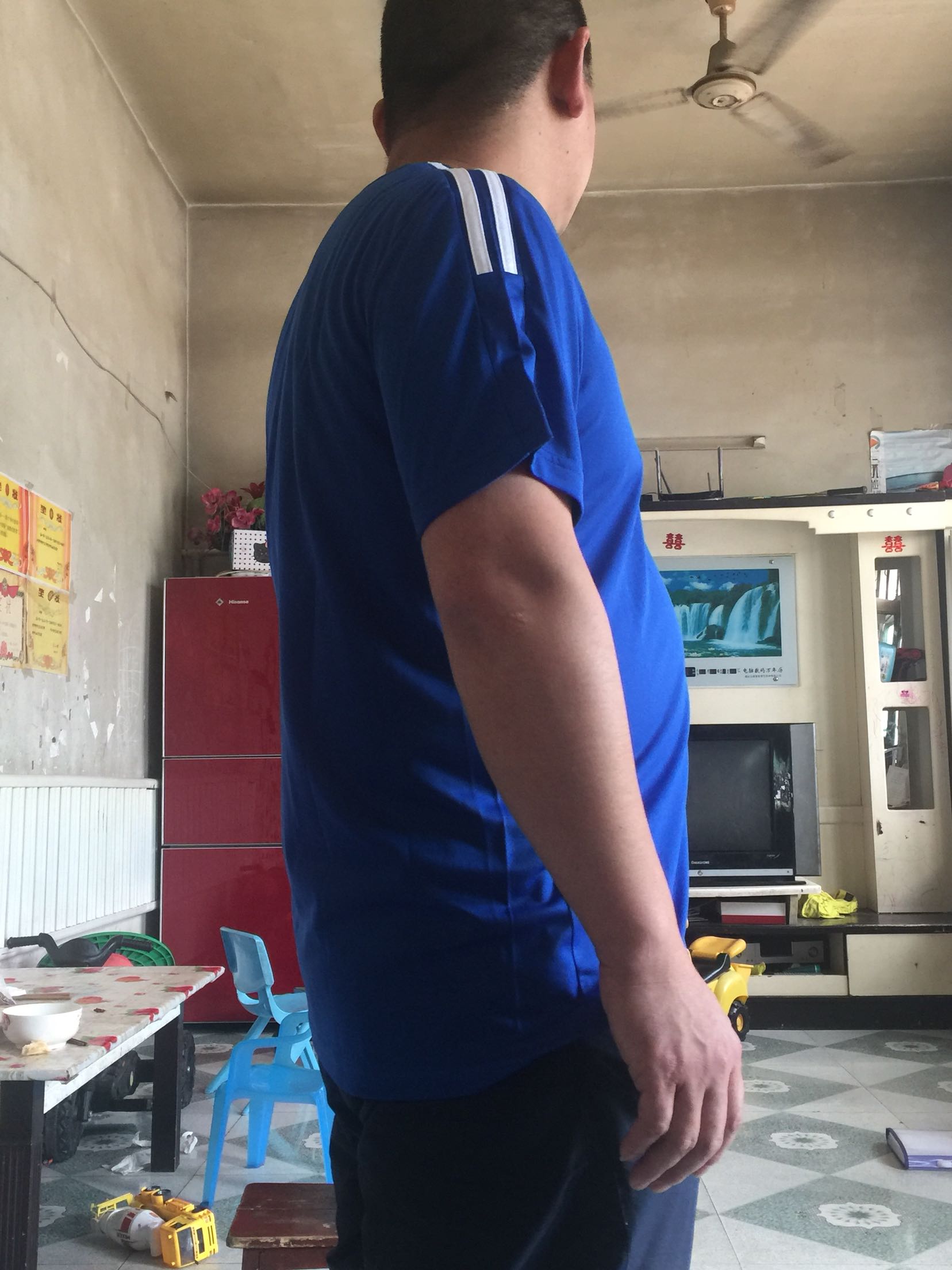 质量没有想象中的好,不过还凑和,快递慢