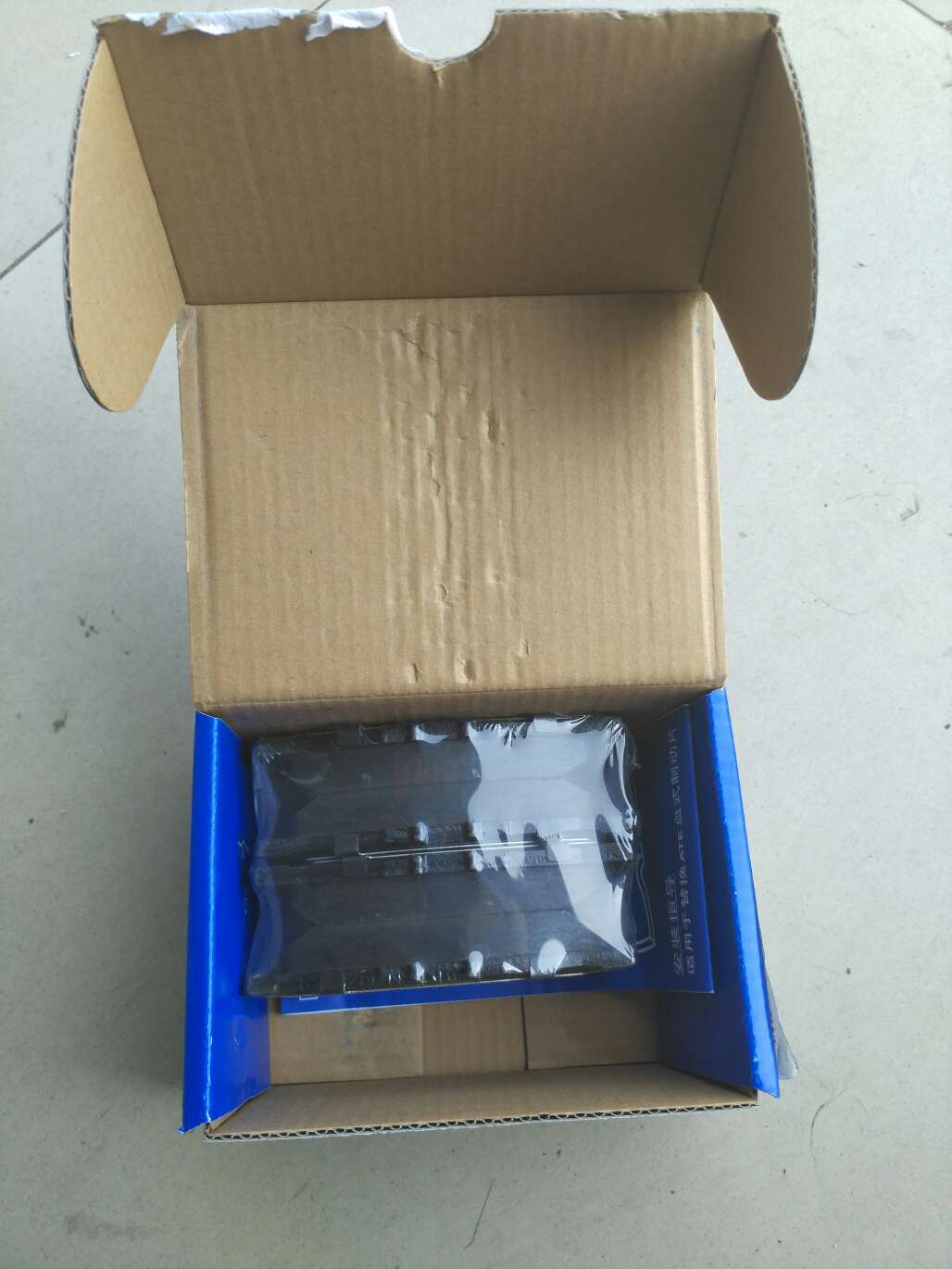 修理厂备货,价格便宜,质量有保障。值得信赖的大品牌。