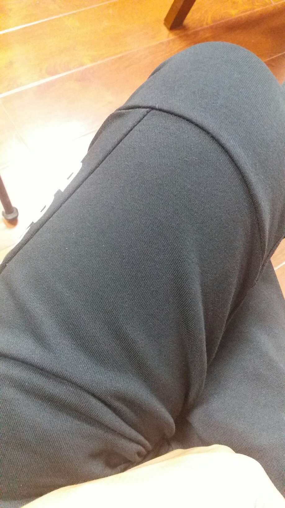 穿着挺舒服?,比上次买的好,希望多出点活动,啊感觉没有便宜多少啊