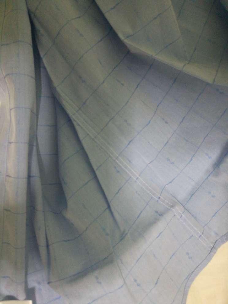 衣服穿上舒适透气,非常适合我