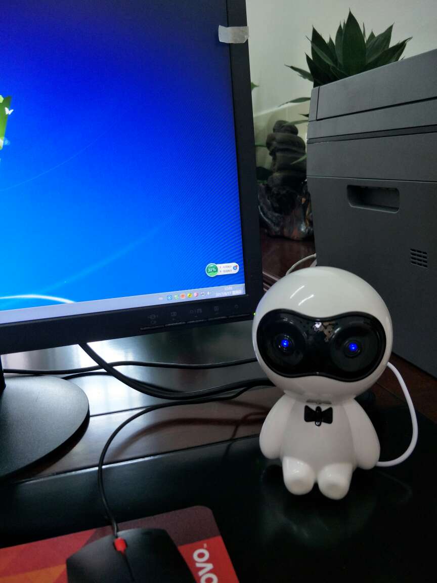 摆在办公桌上超可爱。音质也不错!性价比高。