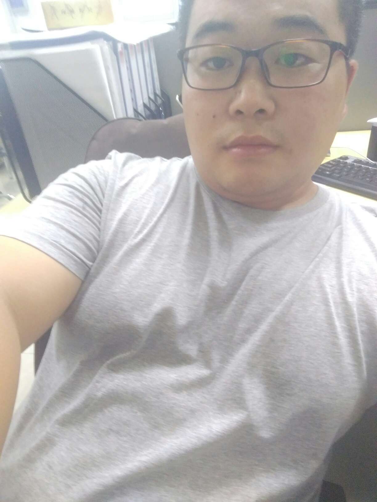 还不错,穿着挺舒服的