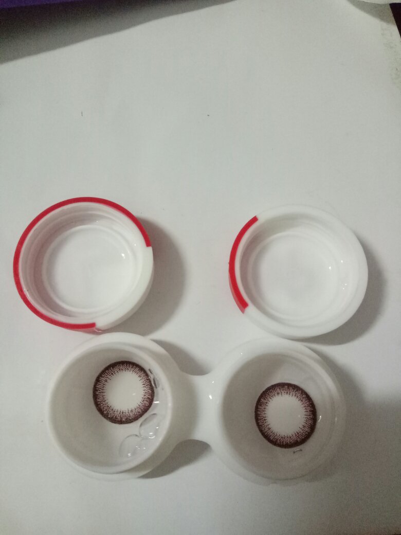 日期没那么新鲜,戴着还行,挺自然的
