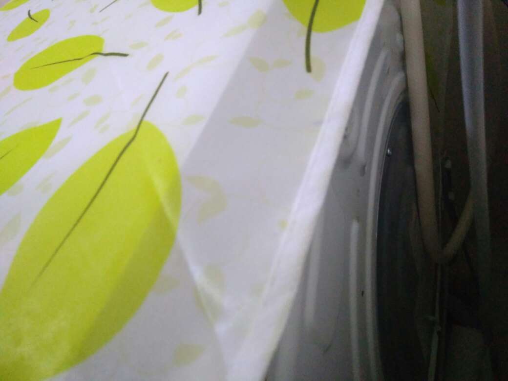 东西大小刚刚好,适合新款的超薄的洗衣机。