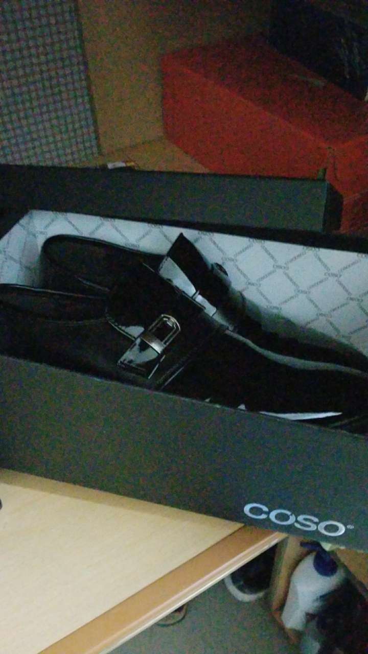 还不错,这鞋非常的好,物美价廉。。