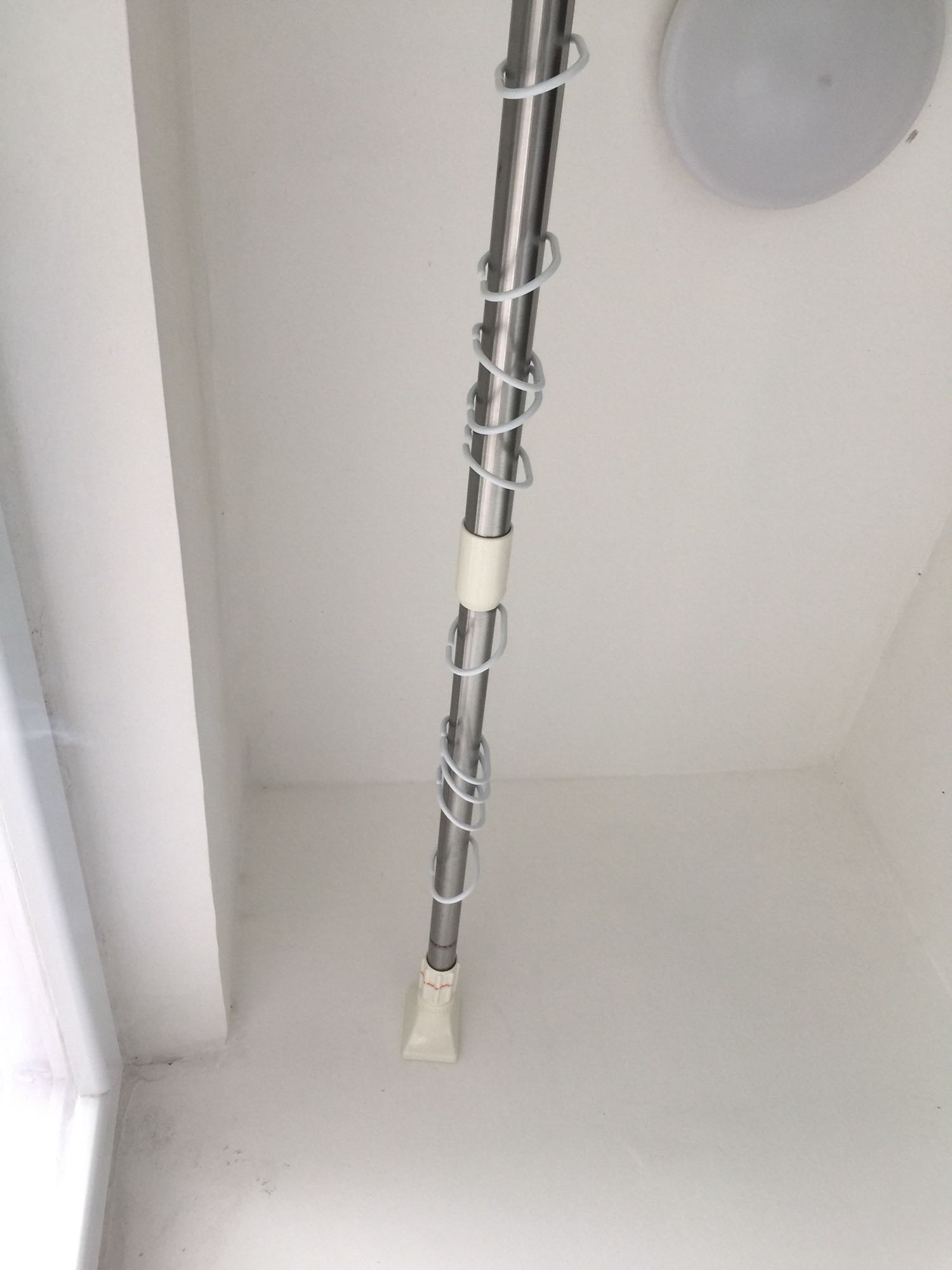 昨天下午下单,今天早是9点前收到货,已经安装上了很满意,下次再买。