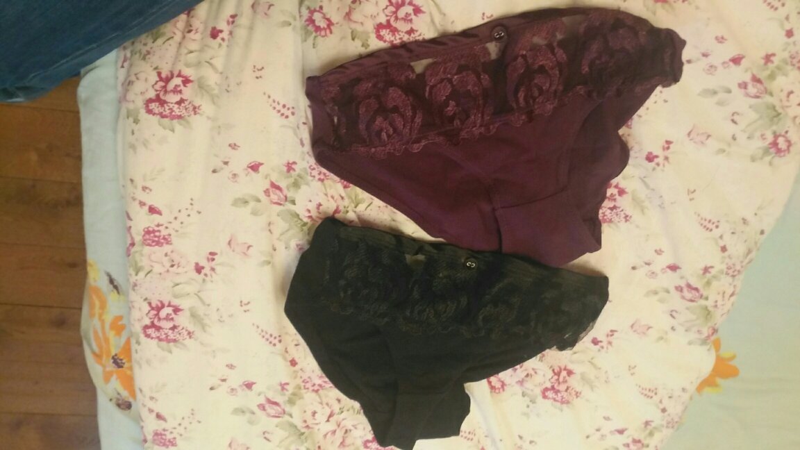 不是全棉穿了不舒服,就是看起来好看性感点吧。。。
