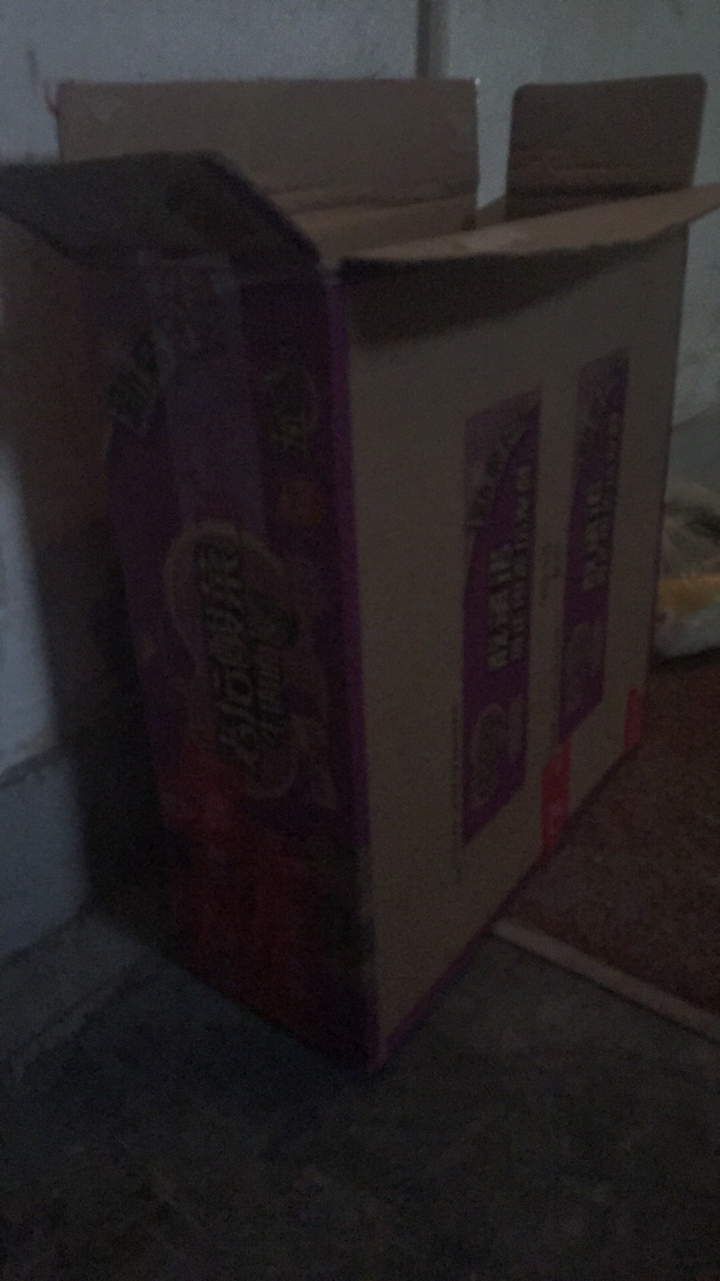 一大箱的东西,一如既往的选择购物,方便快捷!