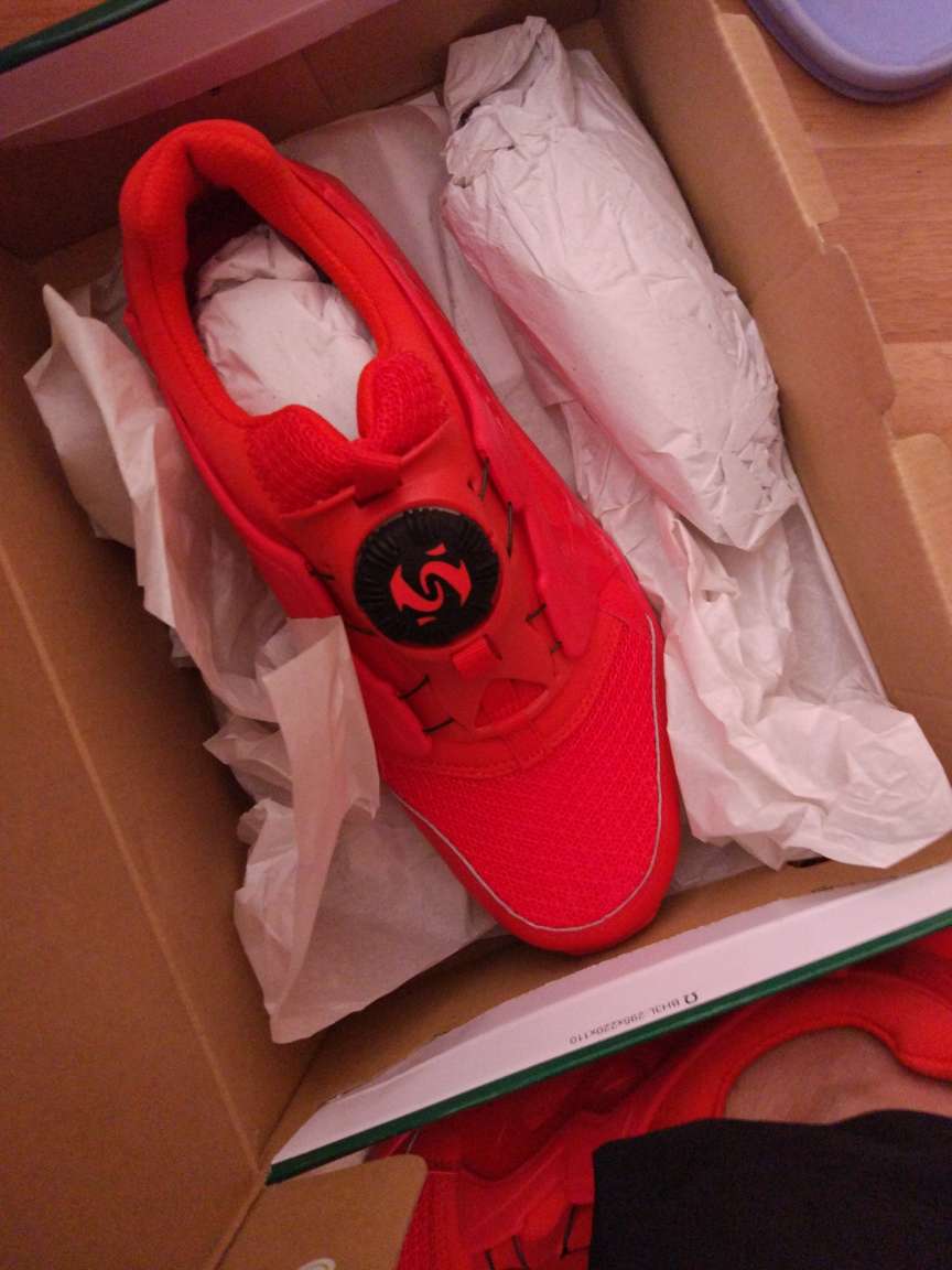 货到后,就试穿!确实不错!是正品!值得拥有!!!