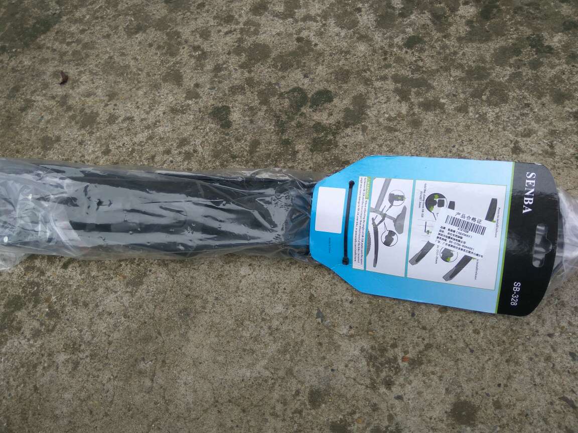 看上去还不错,安装也简单,很好。