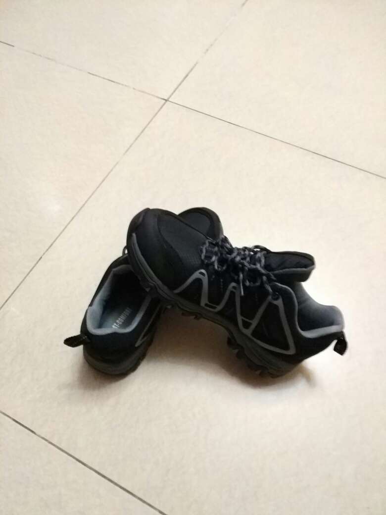 质量不错啊。挺喜欢的。穿上了挺舒服的。