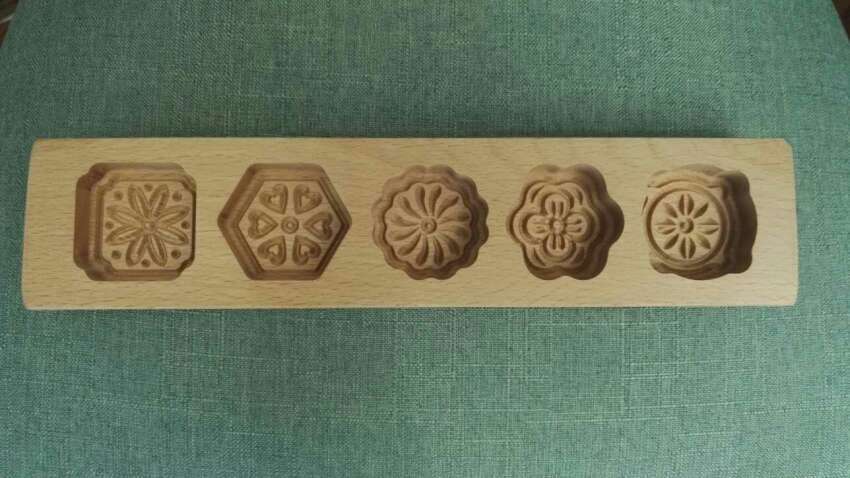 总体来说还不错,木头的质没话说,稍微有点味道,可以理解,好评