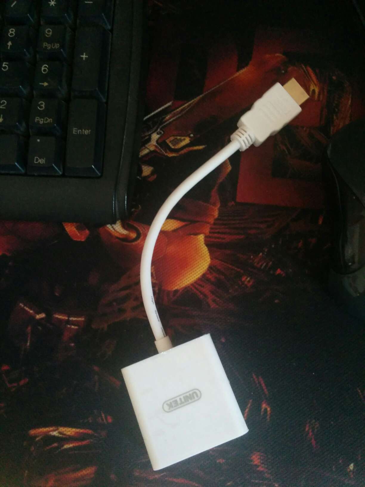 不错能用,发热不是很大,注意调分辨率