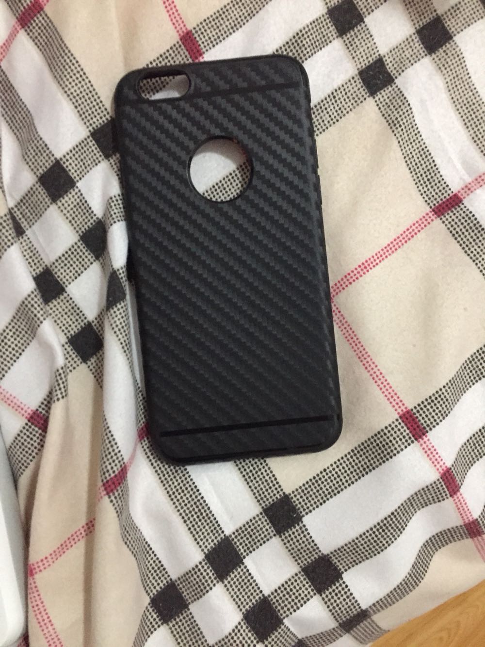 这个材质就行,这个手机壳用的就跟着没有用,手机可以挺好的,不错。