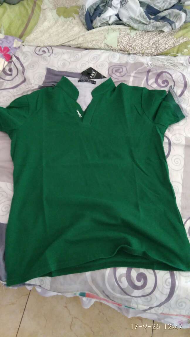 衣服很满意,和图片一样,是喜欢的类型