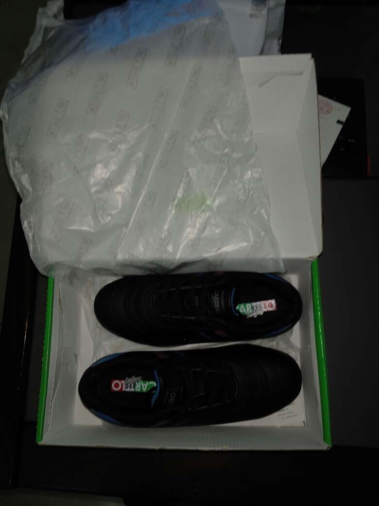 这是我又一次在商城网购。商品送到了,商品符合度很好,商家服务态度很好。商城物流快递很快,快递小哥服务态度很好。我现在非常感谢商城,以后还会在商城网购。