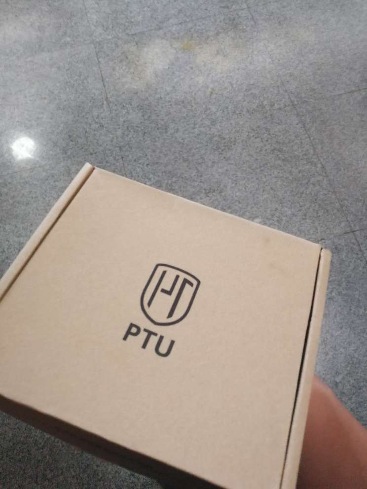感觉不错,挺软的,快递超快!