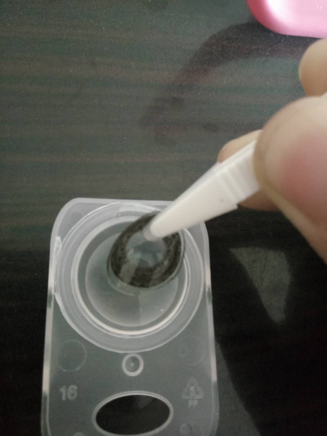 新打开的眼镜都是坏的