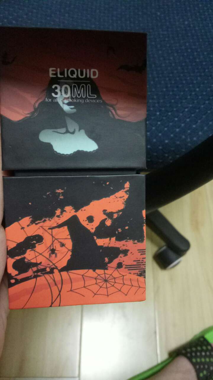 口感很柔 有一种梅子的香味混合薄荷的味道