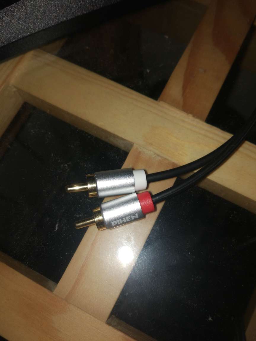 送货很快。样子很喜欢,做工不错。