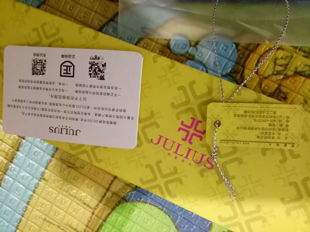 丈夫挺喜欢的,戴着玩呗!再说,的确不错的表!在我心中,比较重要的东东,一直都是在自营买!忠粉!商城,没有让我失望!