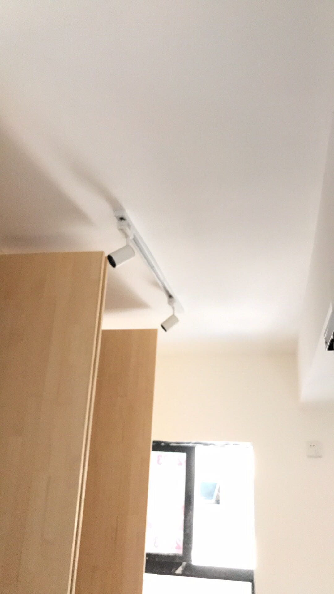 买了五个 有一个坏的 服务态度好 立马给我换了一个 服务很好 就喜欢这种感觉 解决问题