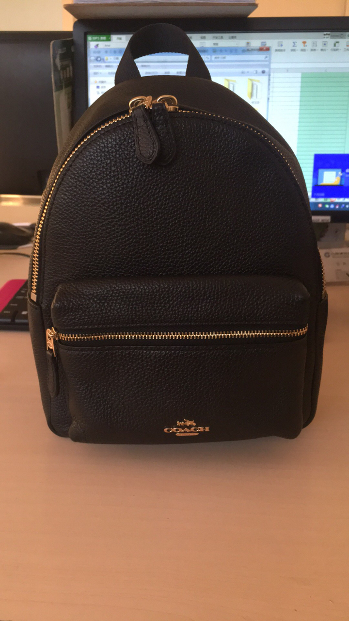 不知道是不是正品,反正好小,身材魁梧的建议买大一点的