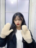 慕瓊（MUQIONG）騎車(chē)新款仿兔毛毛絨ins女冬季手套加絨保暖可愛(ài)防寒2024學(xué)生全指 米色 均碼 曬單實(shí)拍圖