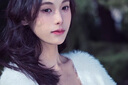 LPOX欲溫柔風海馬毛軟糯針織外套女毛衣女短外套裝冬性感背心女內(nèi)搭 白色兩件套 S 曬單實拍圖