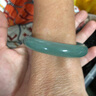 中國黃金（CHINA GOLD）玉髓手鐲淺青半山半水手鐲冰透扁圓玉鐲女送老婆女友七夕禮物 圈號(hào)58 曬單實(shí)拍圖