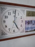 七王星相片日历温度挂钟卧室办公石英钟挂座两用钟表摆放带支架相框挂表 日历温度相片钟表-木纹框 31乘20厘米 实拍图