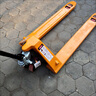 手動(dòng)液壓叉車(chē)2噸1噸小型倉庫托盤(pán)半電動(dòng)堆垛裝卸液壓升降堆高鏟車(chē) 標準版【加強全筋】 2000KG【整體泵685*1200】尼龍輪 曬單實(shí)拍圖